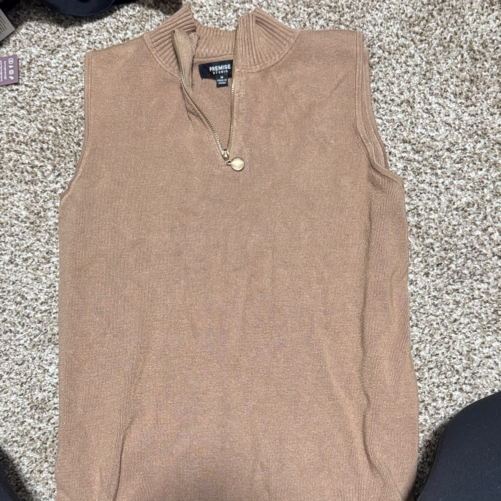 Brown Sleeveless Sweater Vest